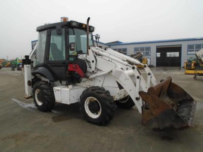 Buldoexcavator JCB 2CX