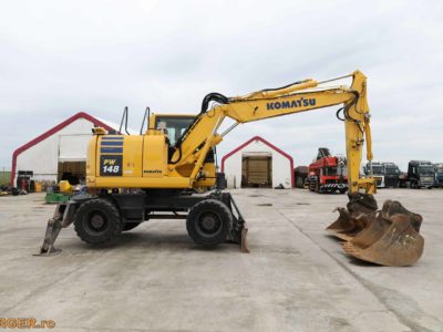 Excavator pe pneuri Komatsu PW148-10