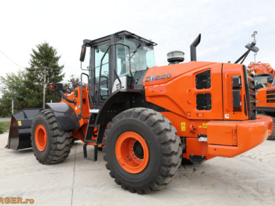 Incarcator frontal Hitachi  ZW220 -5A -NOU