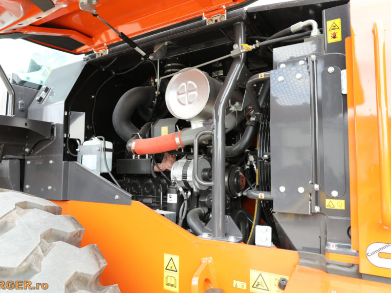 Incarcator frontal Hitachi  ZW220 -5A -NOU