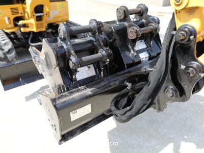 Miniexcavator pe șenile CAT 301.6, NOU